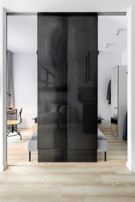 Deluxe Apartment In City Center, Steam Park クラクフ エクステリア 写真